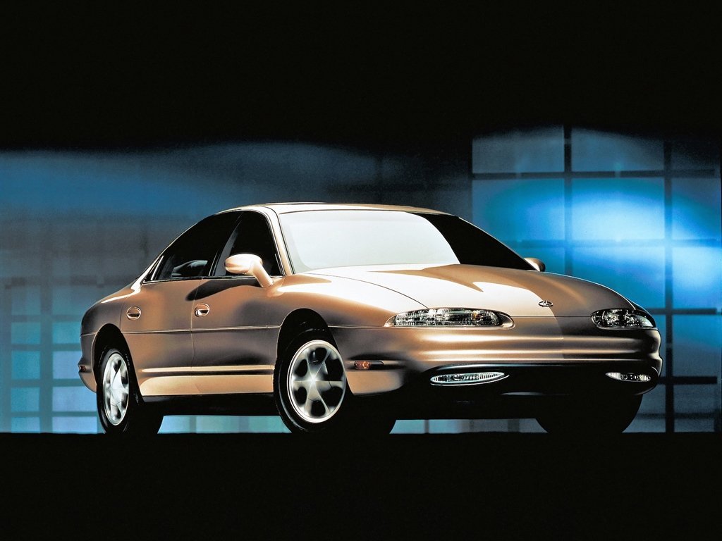 Oldsmobile Aurora