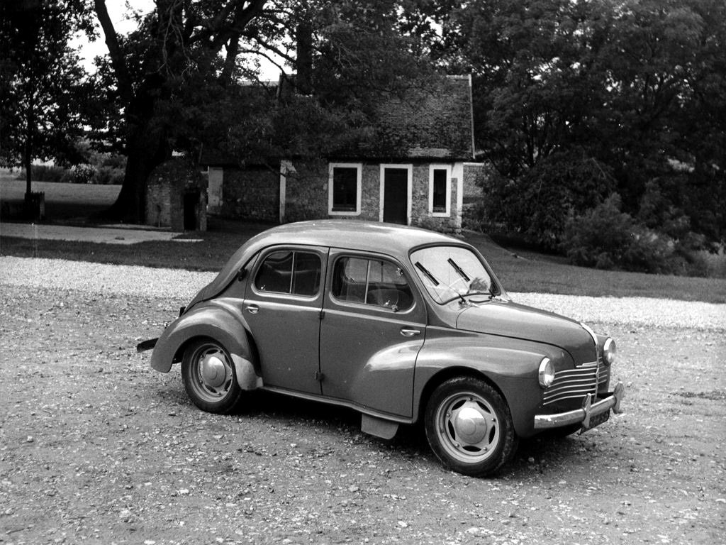 Renault 4CV