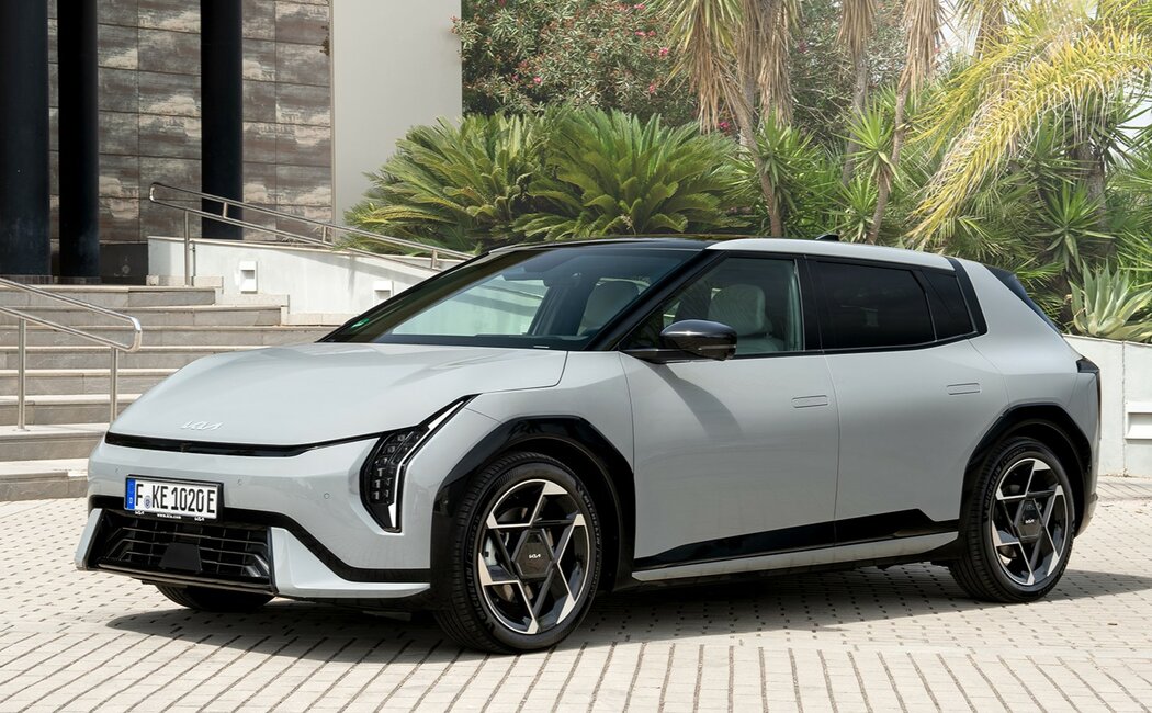 Kia EV4
