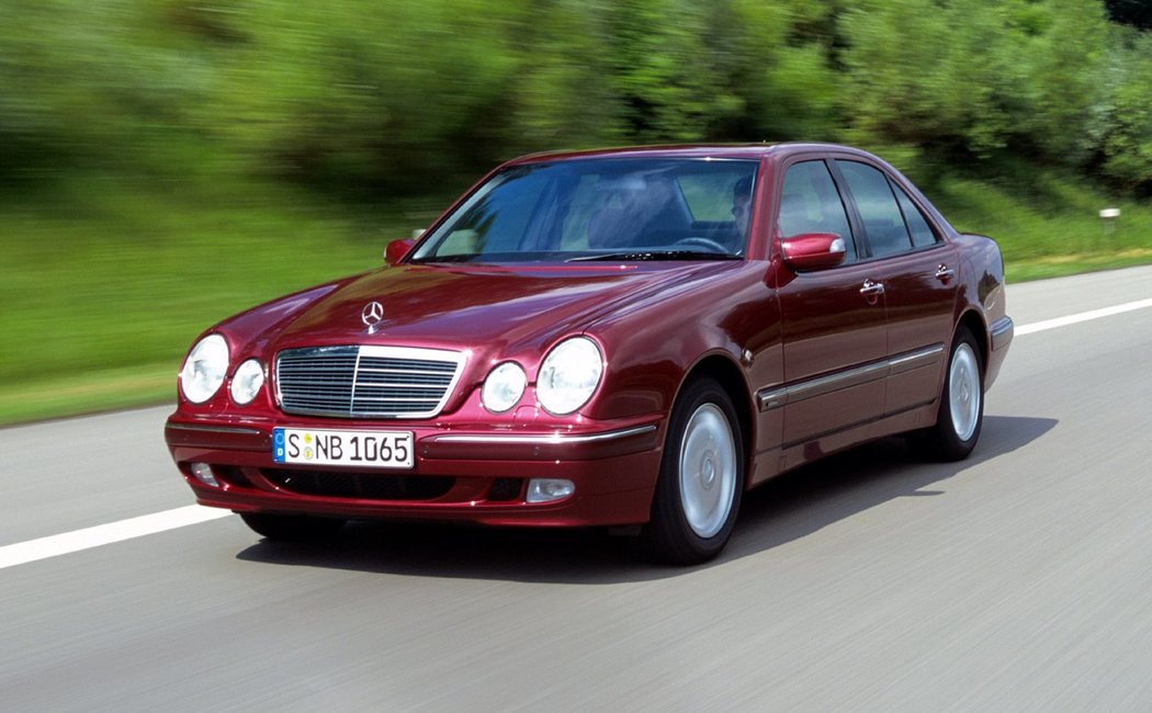 Mercedes-Benz E-Класс