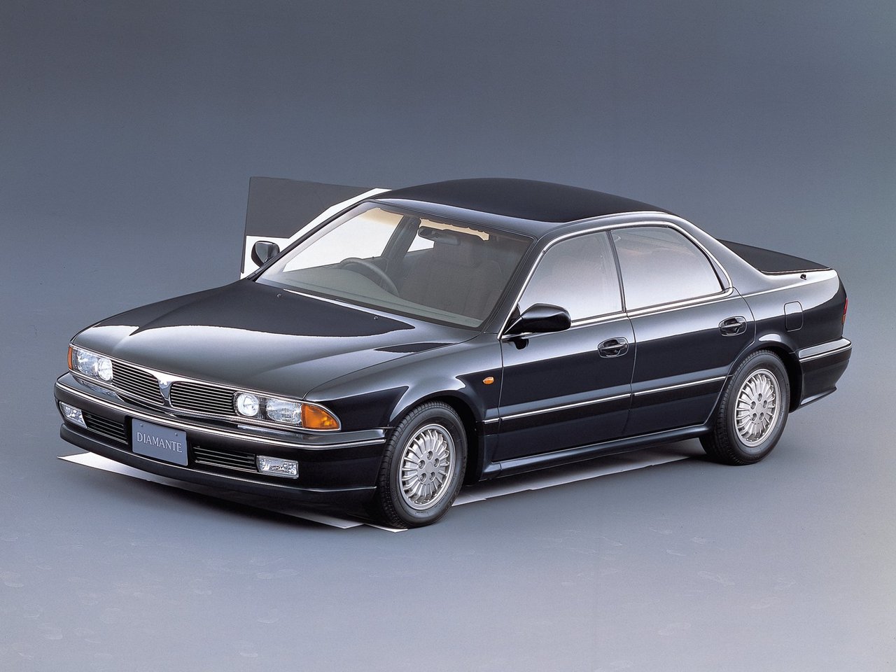 Mitsubishi Diamante