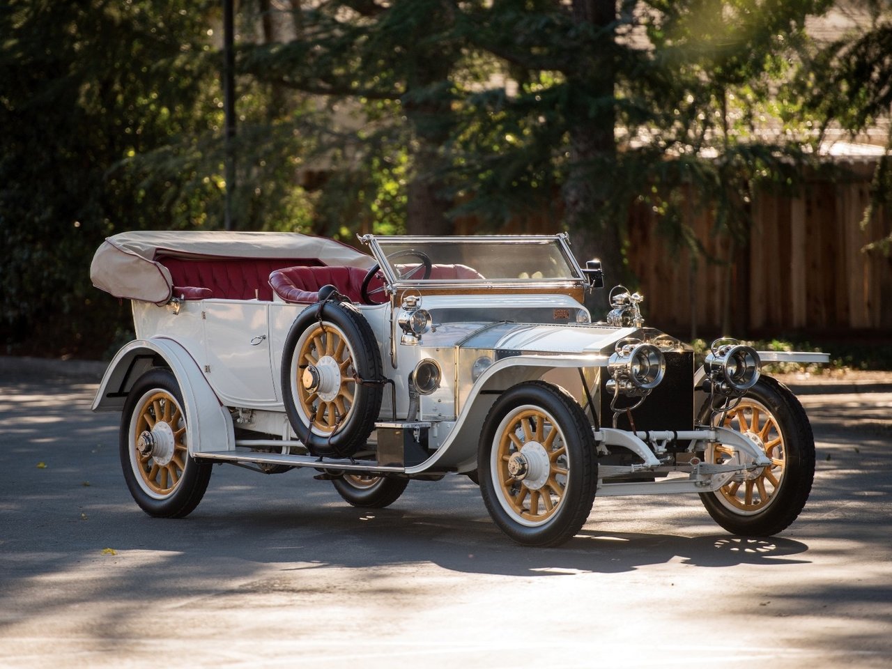 Rolls-Royce Silver Ghost