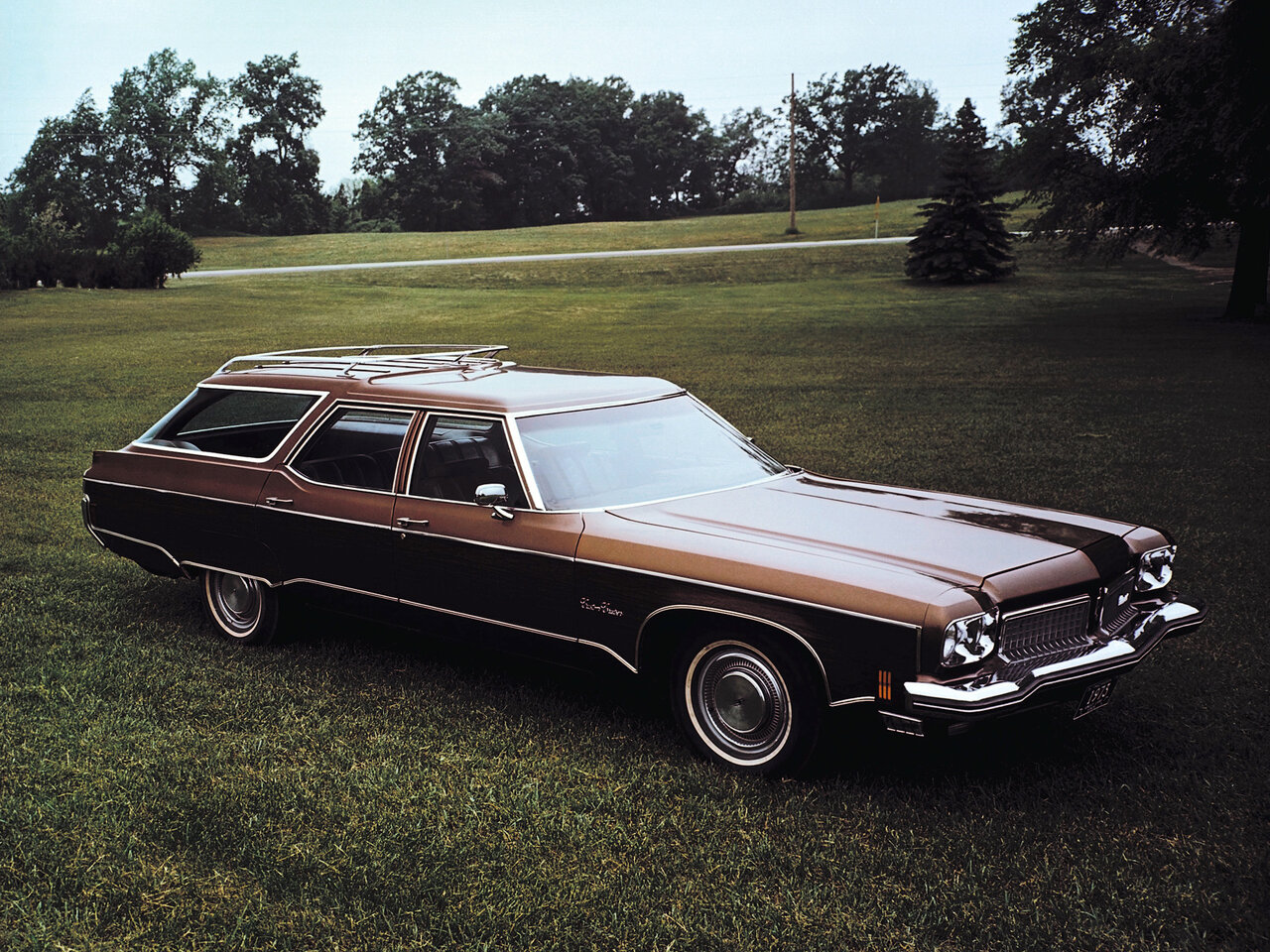 Oldsmobile Custom Cruiser