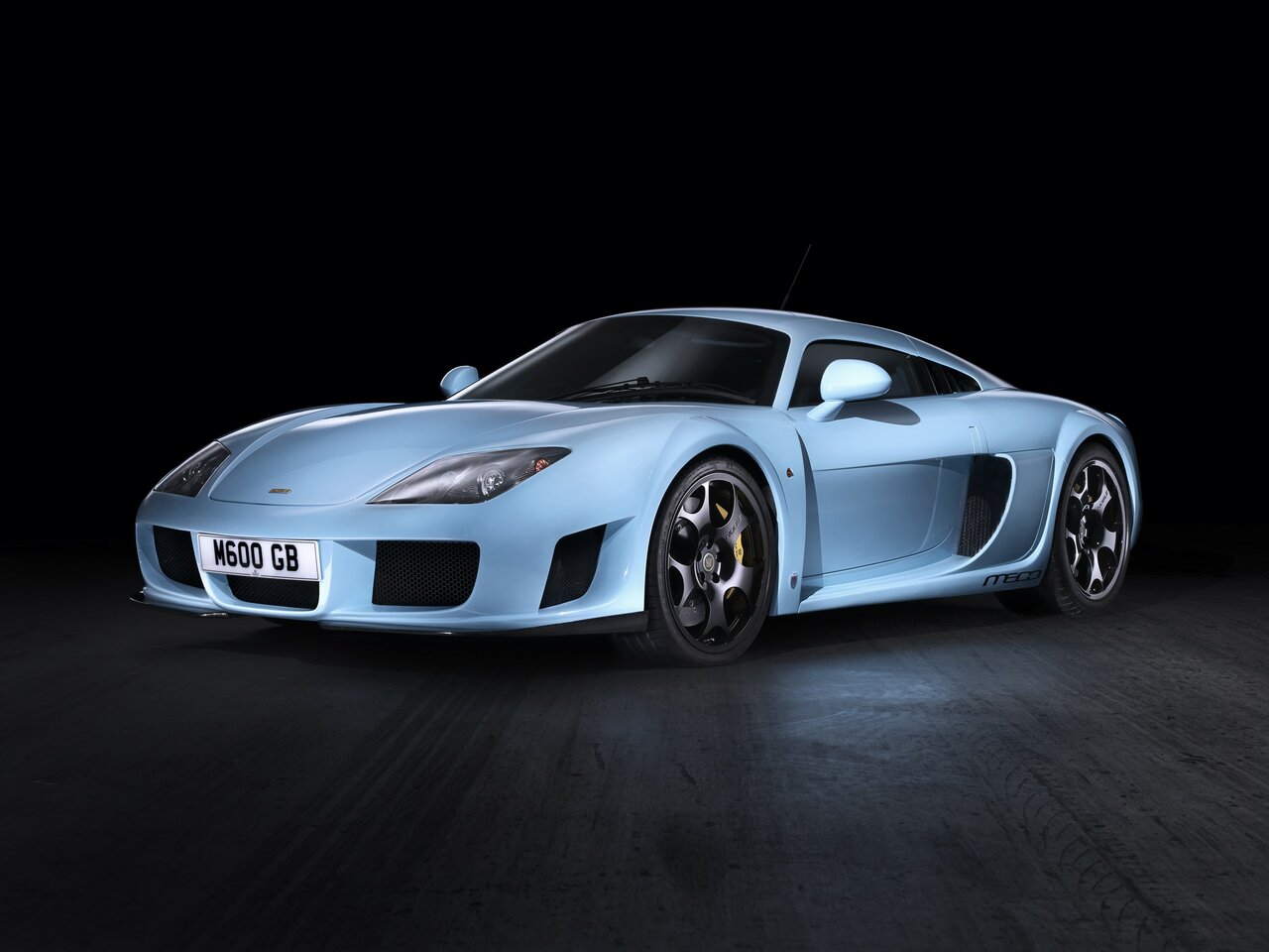 Noble Noble M600