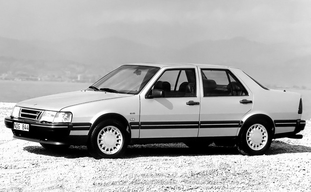 Saab 9000