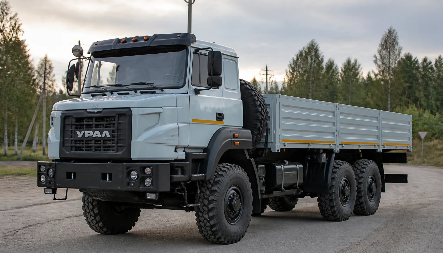 Урал 6551