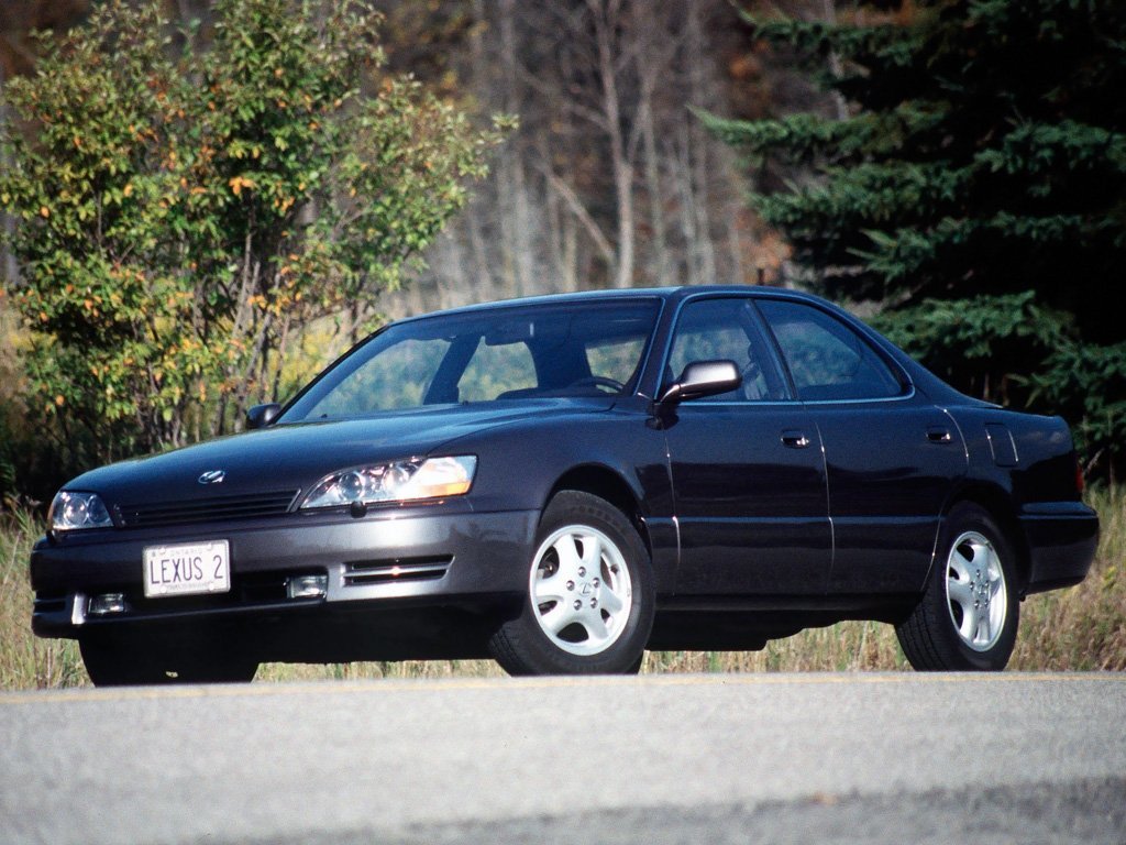Lexus ES
