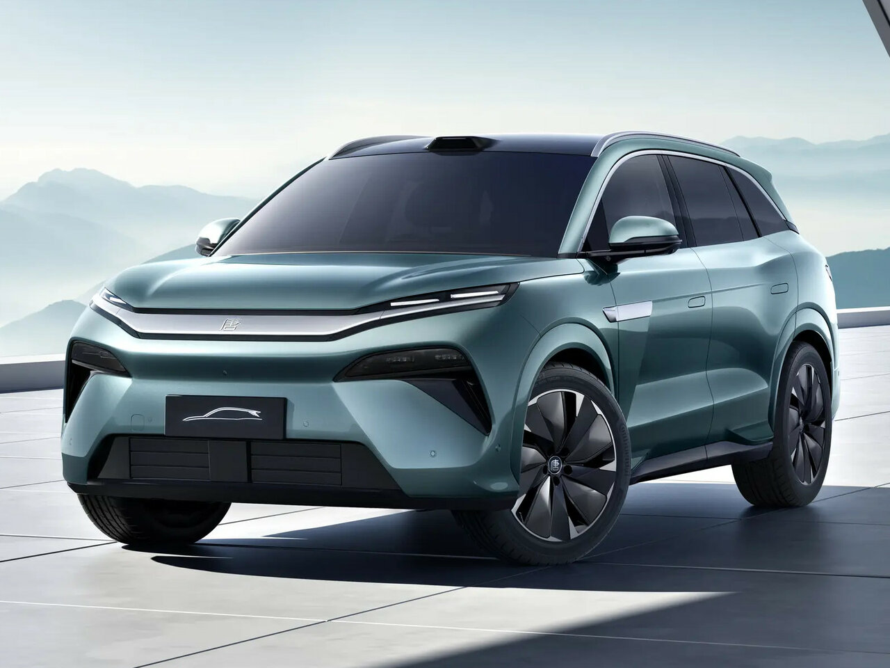 BYD Tang L