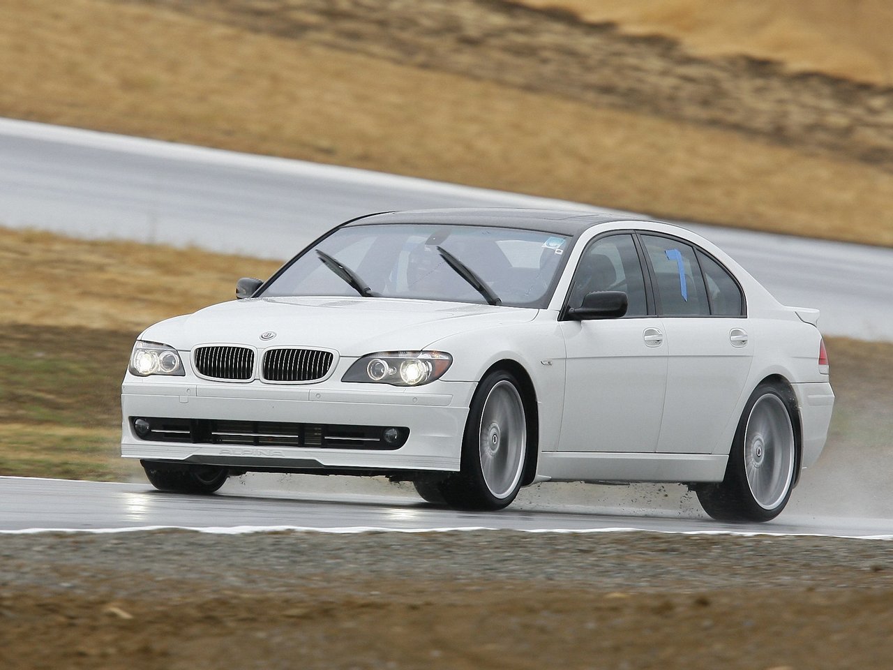 Alpina B7