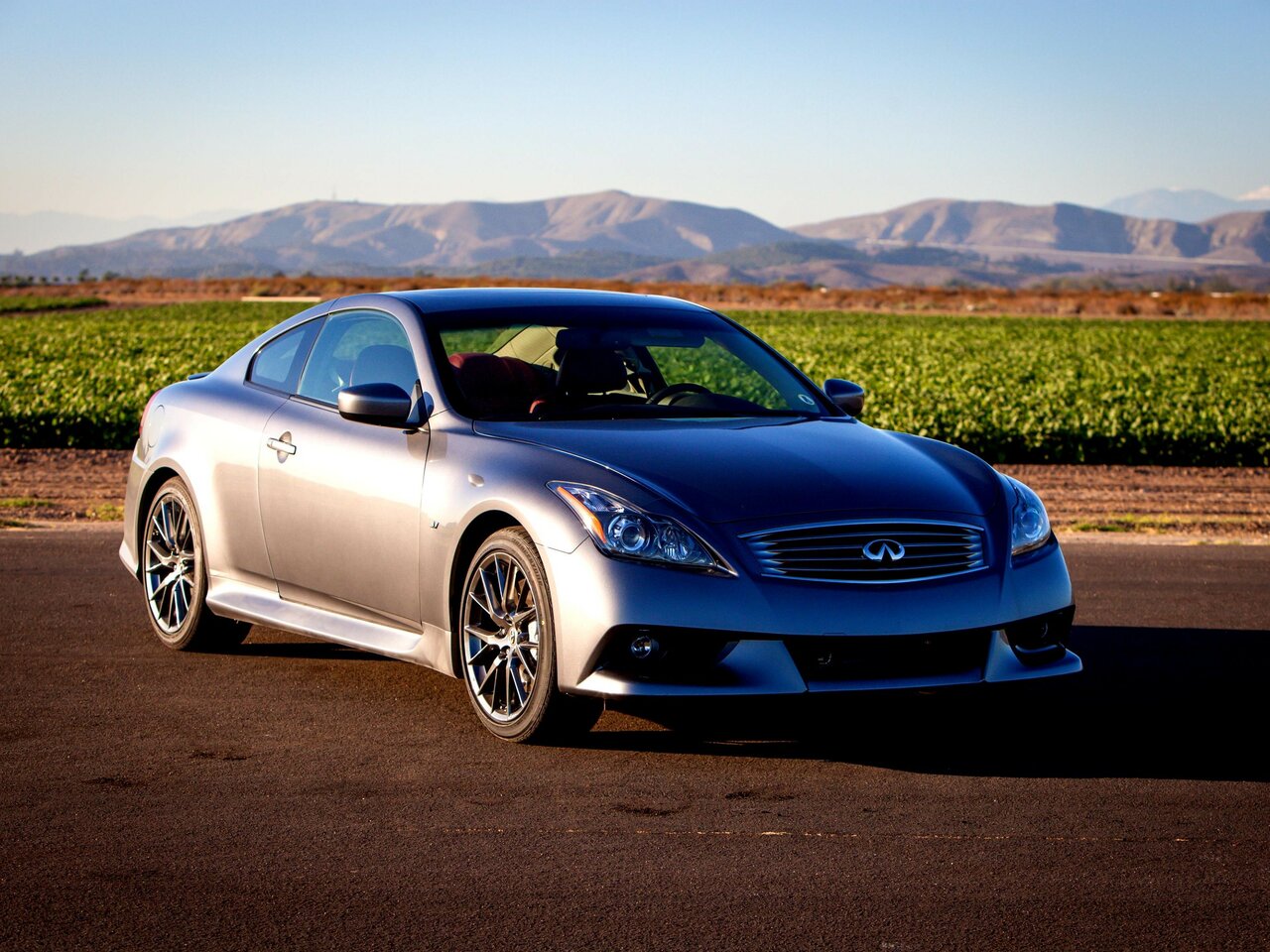 Infiniti Q60