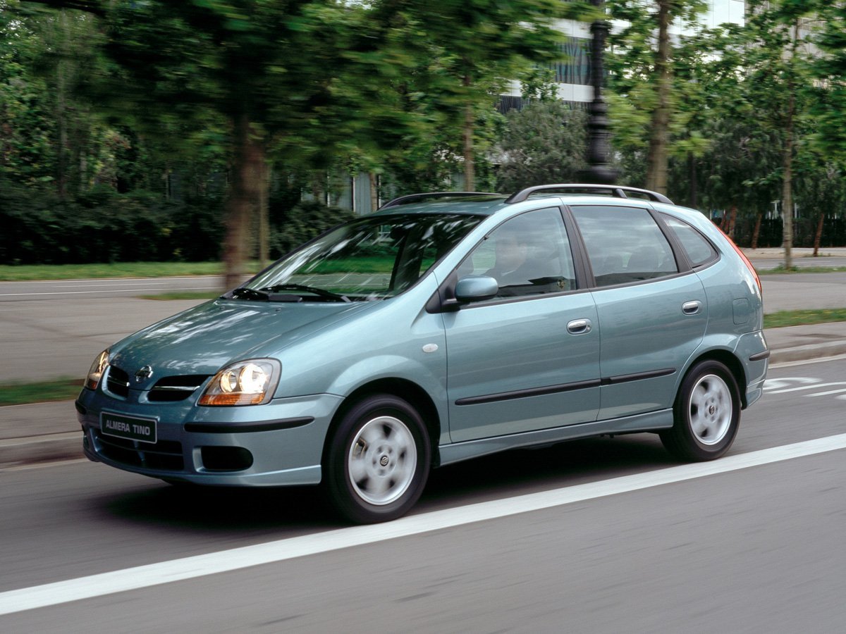 Nissan Almera Tino