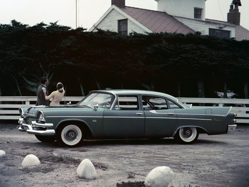 Dodge Custom Royal