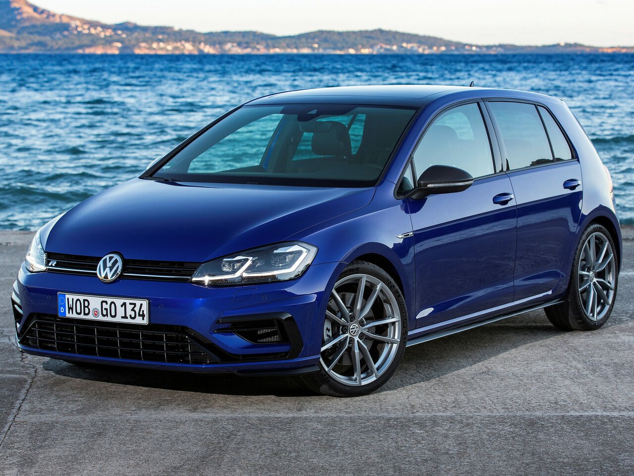 Volkswagen Golf R