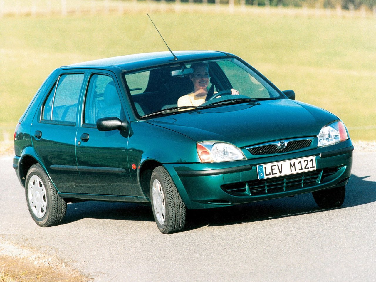 Mazda 121