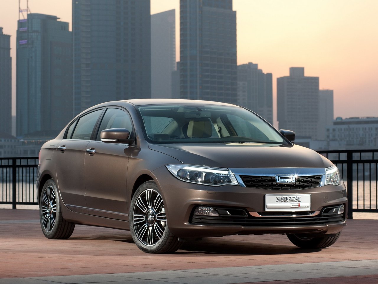Qoros Qoros 3