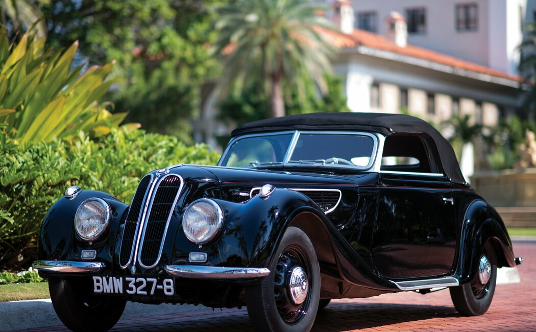 BMW 327