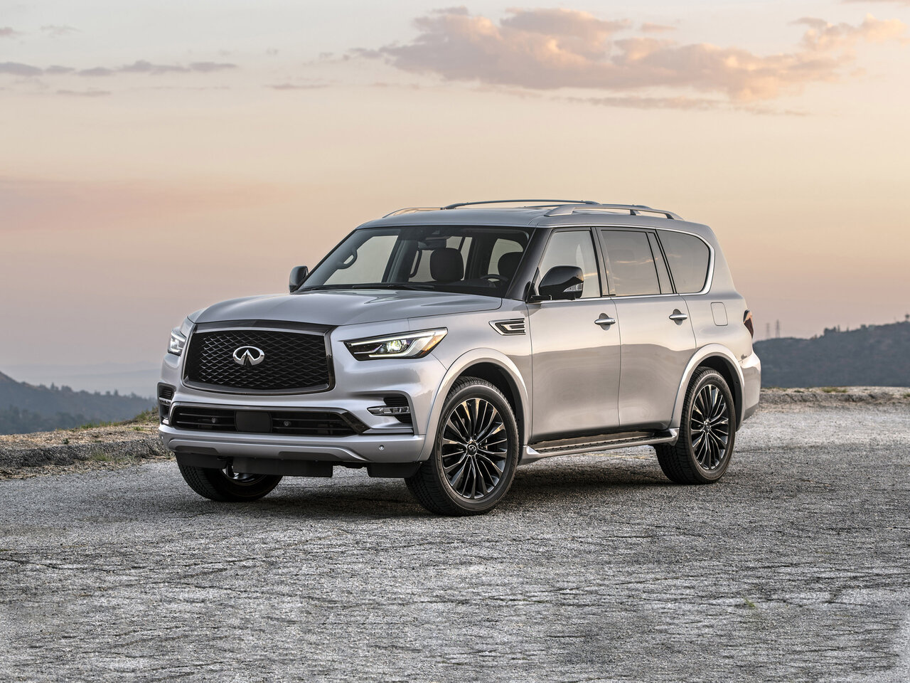Infiniti QX80